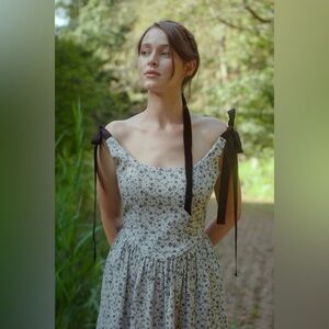 Of Her Own Kind Mirabelle Dress in Dark Floral Mist, small